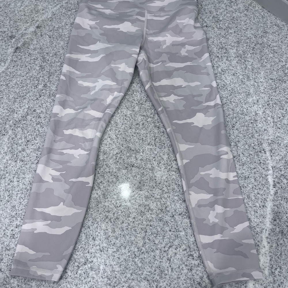 ATHLETA | Elation Camo 7/8 Tight